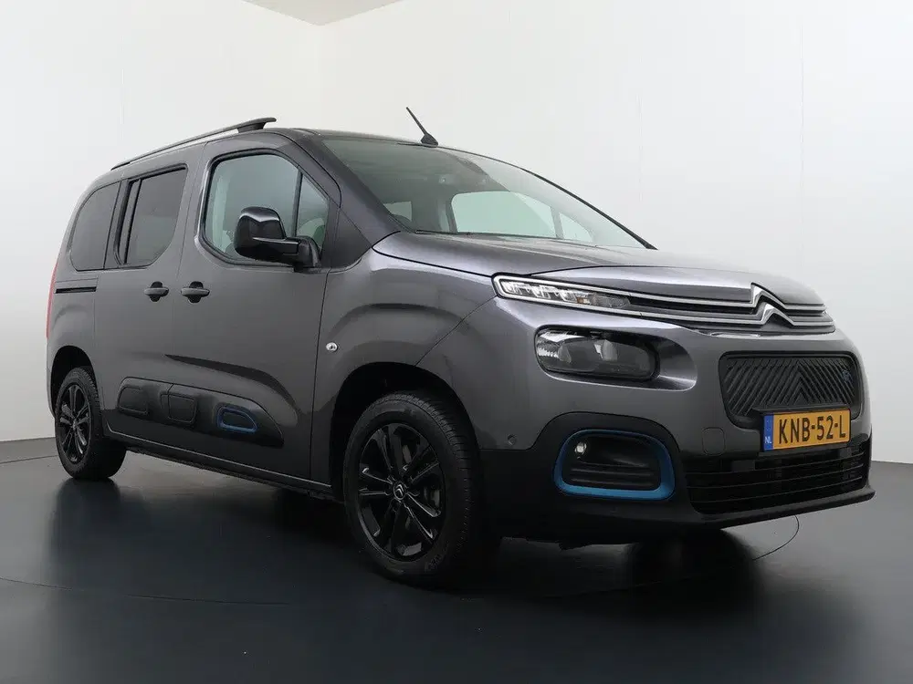 Citroën Berlingo Shine 50 kWh 136pk Automaat uit 2022, foto 2