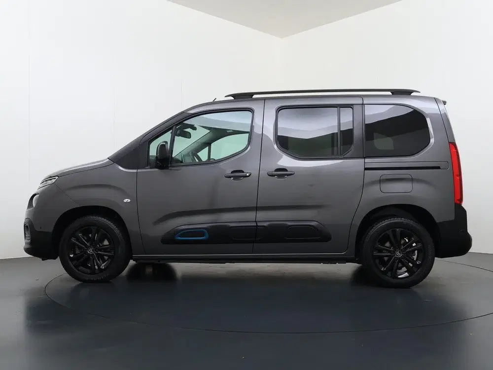 Citroën Berlingo Shine 50 kWh 136pk Automaat uit 2022, foto 5