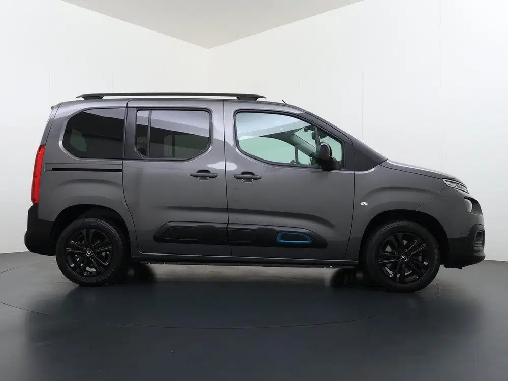 Citroën Berlingo Shine 50 kWh 136pk Automaat uit 2022, foto 9