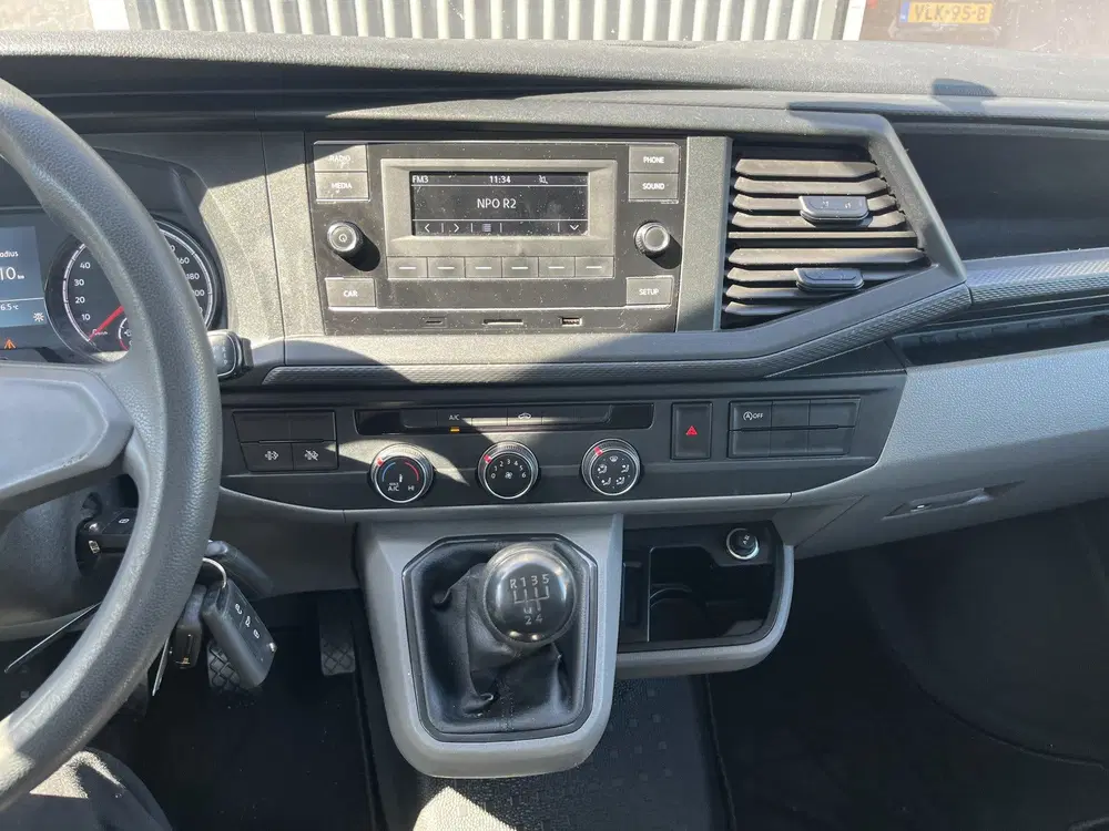 Volkswagen Transporter 2.0 TDI L2H1 DC Euro 6 Pick up Dubbel uit 2021, foto 13