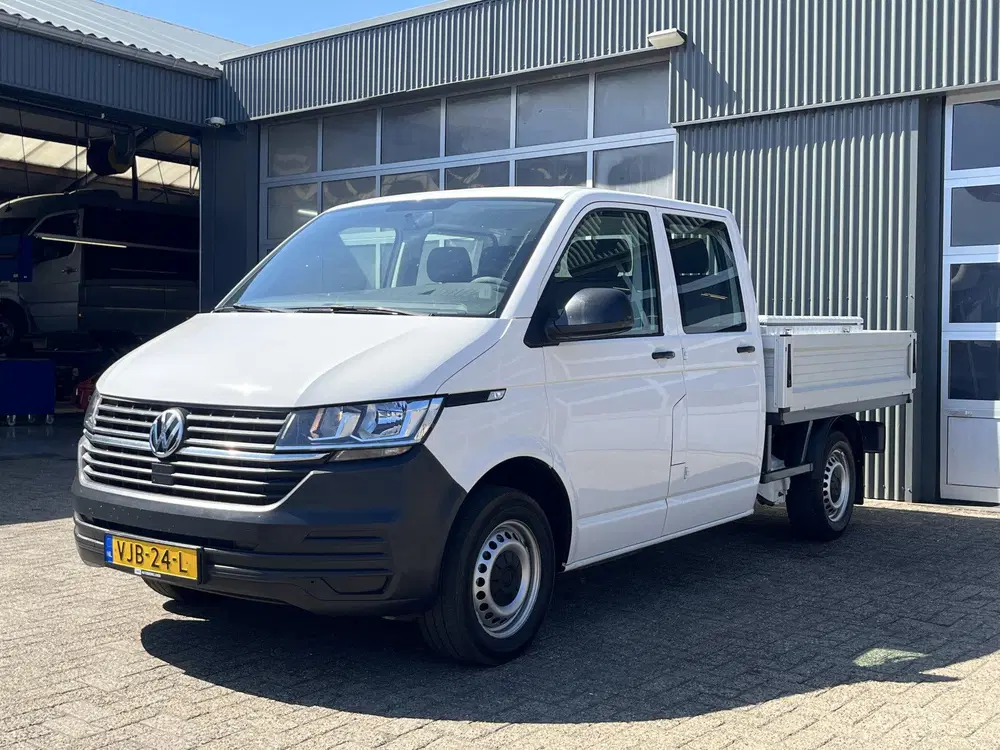 Volkswagen Transporter 2.0 TDI L2H1 DC Euro 6 Pick up Dubbel uit 2021, foto 2