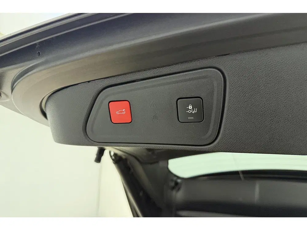 Peugeot 3008 1.2 Hybrid 136 Allure uit 2024, foto 13