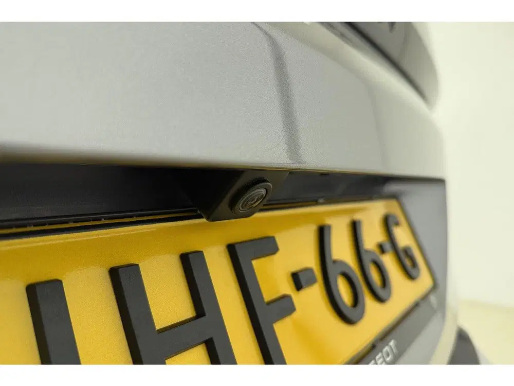 Peugeot 3008 1.2 Hybrid 136 Allure uit 2024, foto 3