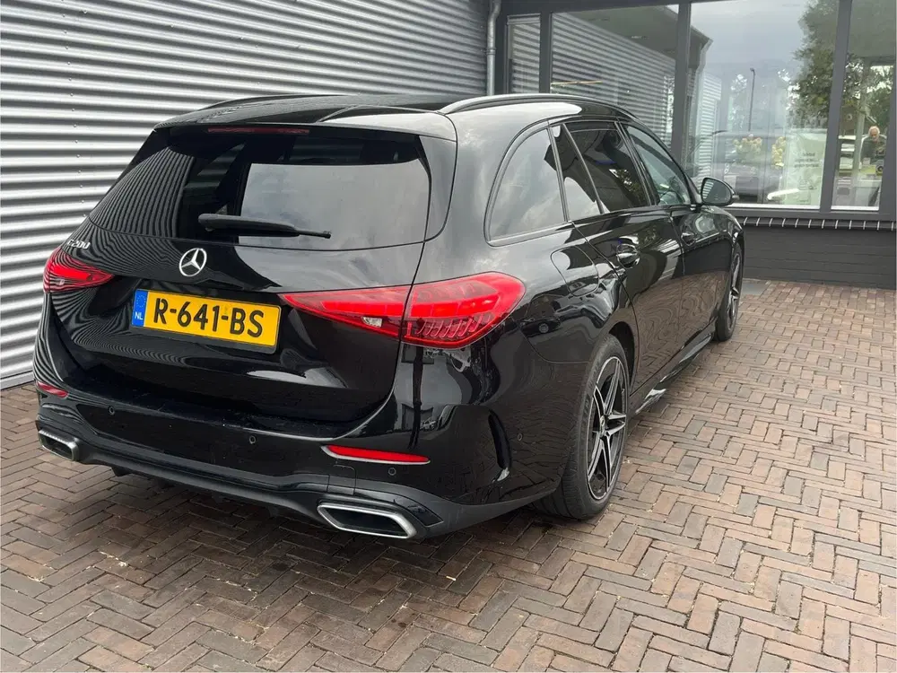 Mercedes-Benz C-Klasse 200 AMG Line (bj 2022) uit 2022, foto 5