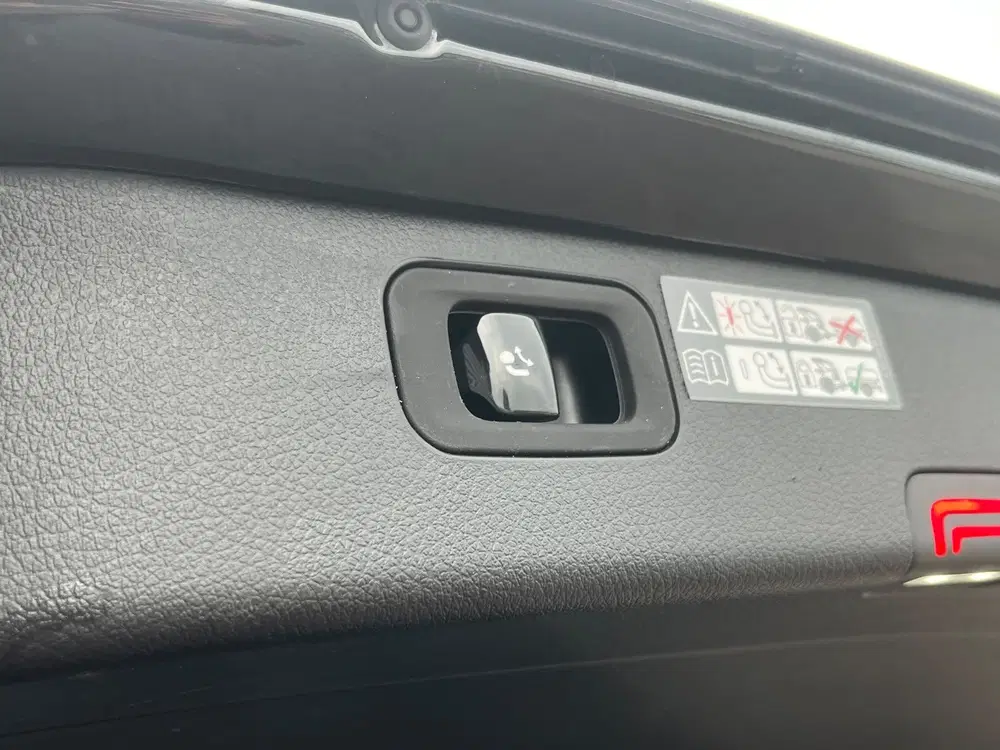 Mercedes-Benz C-Klasse 200 AMG Line (bj 2022) uit 2022, foto 8