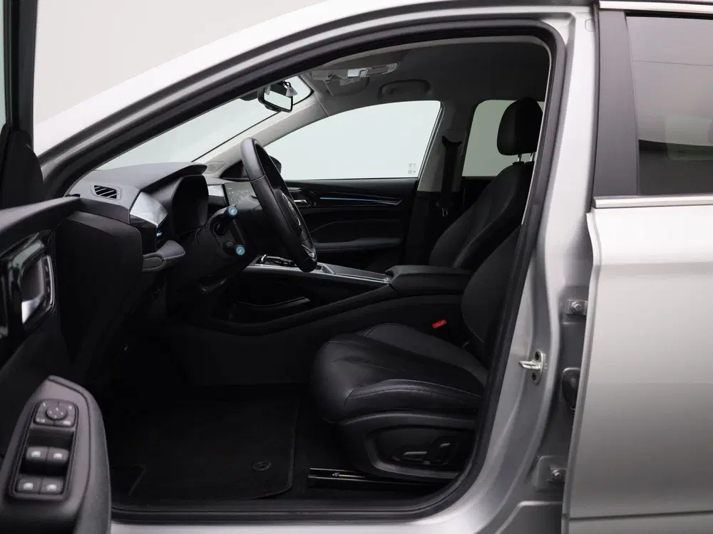 MG MG5 Long Range Luxury 61 kWh uit 2023, foto 10