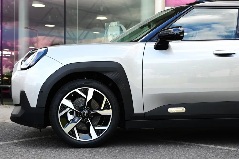 Mini Aceman E uit 2026, foto 7