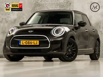 Mini One 1.5 Essential Black Sport (VIRTUAL COCKPIT uit 2021