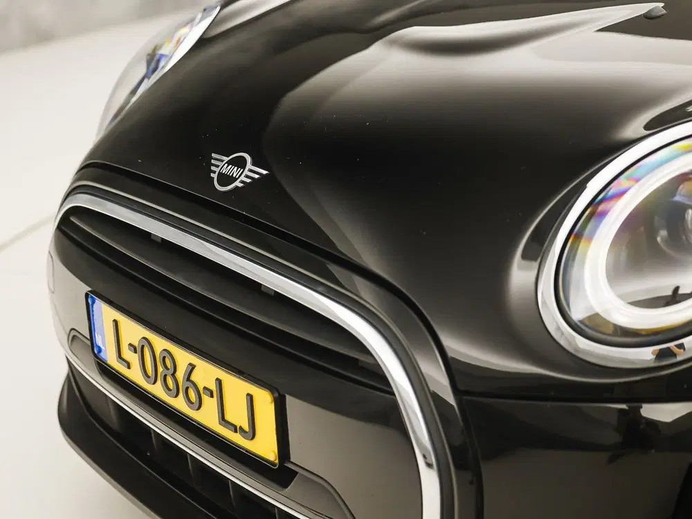 Mini One 1.5 Essential Black Sport (VIRTUAL COCKPIT uit 2021, foto 13