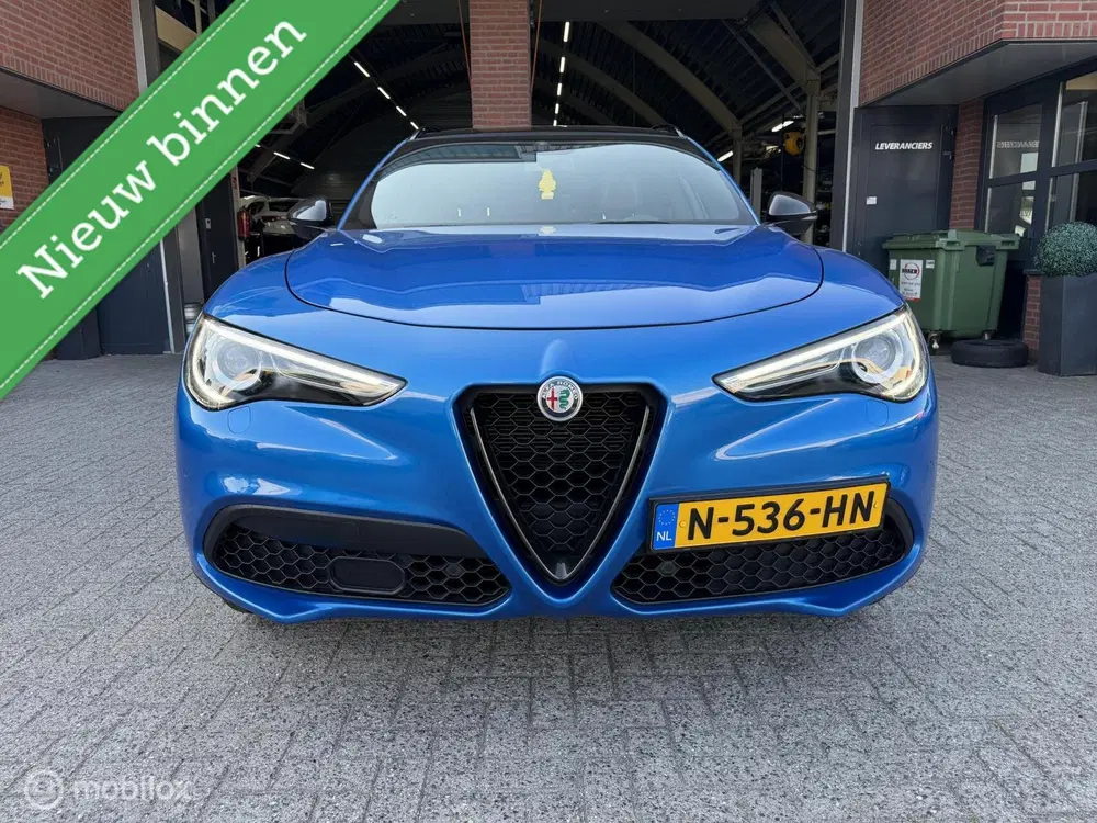 Alfa Romeo Stelvio 2.0 T AWD Super LEDER*PANO-DAK*ACC*CAMERA uit 2019, foto 2
