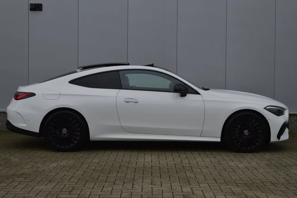 Mercedes-Benz CLE CLE Coupé 180 AMG Premium Plus Night Editi uit 2025, foto 9