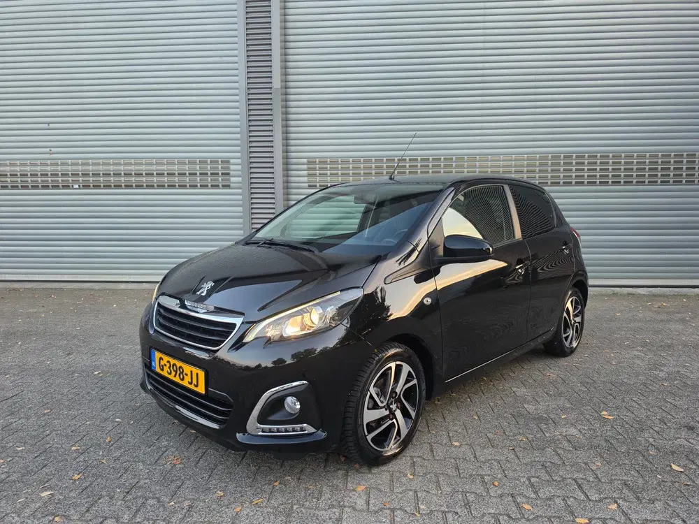 Peugeot 108 1.0 E-vti 72pk 5D 2019 Zwart Grote Onderho uit 2019