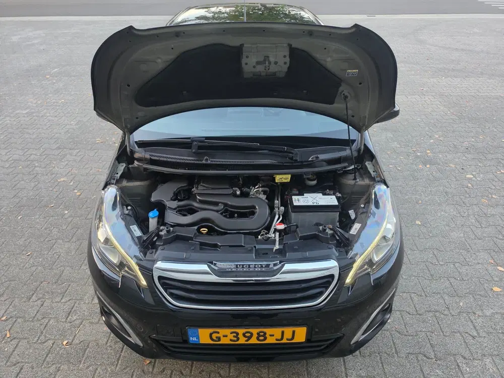 Peugeot 108 1.0 E-vti 72pk 5D 2019 Zwart Grote Onderho uit 2019, foto 14