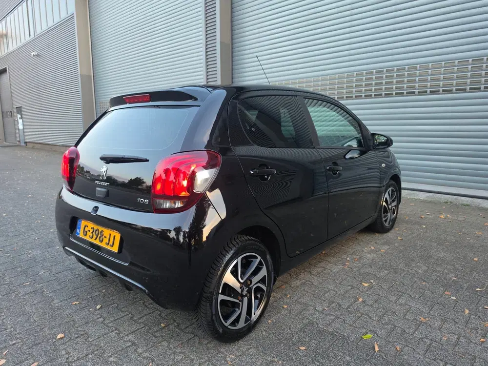 Peugeot 108 1.0 E-vti 72pk 5D 2019 Zwart Grote Onderho uit 2019, foto 5
