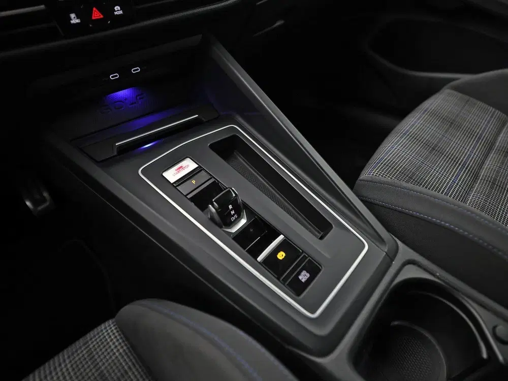 Volkswagen Golf 1.4 eHybrid GTE 245Pk Automaat (NARDO GREY uit 2020, foto 10