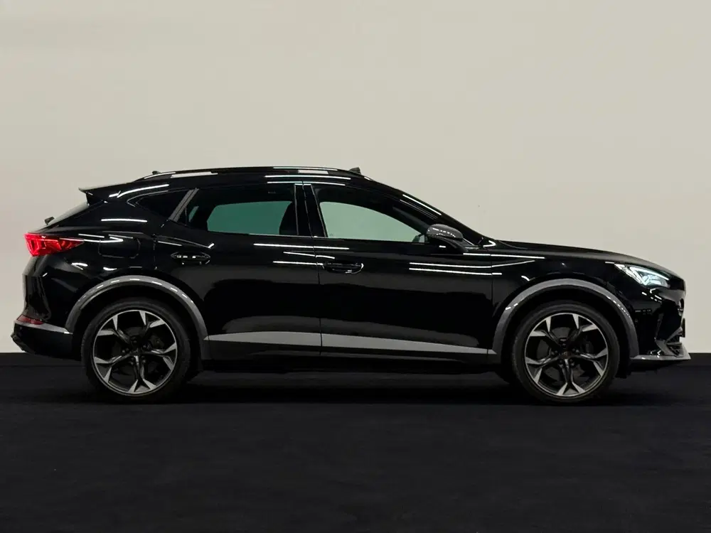 Cupra Formentor 1.4 e-Hybrid VZ Black Edition Pano Leder uit 2022, foto 13