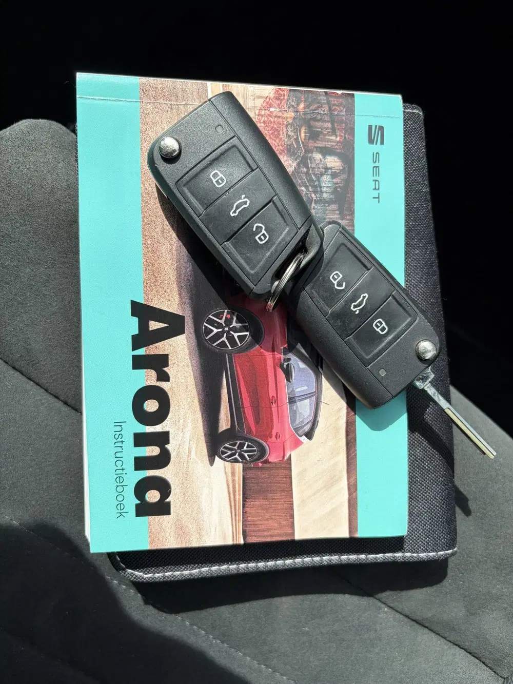 SEAT Arona 1.0 TSI Style Business Intense Plus Alcant uit 2021, foto 10