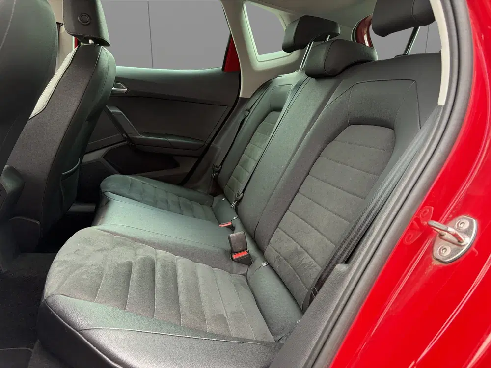SEAT Arona 1.0 TSI Style Business Intense Plus Alcant uit 2021, foto 12