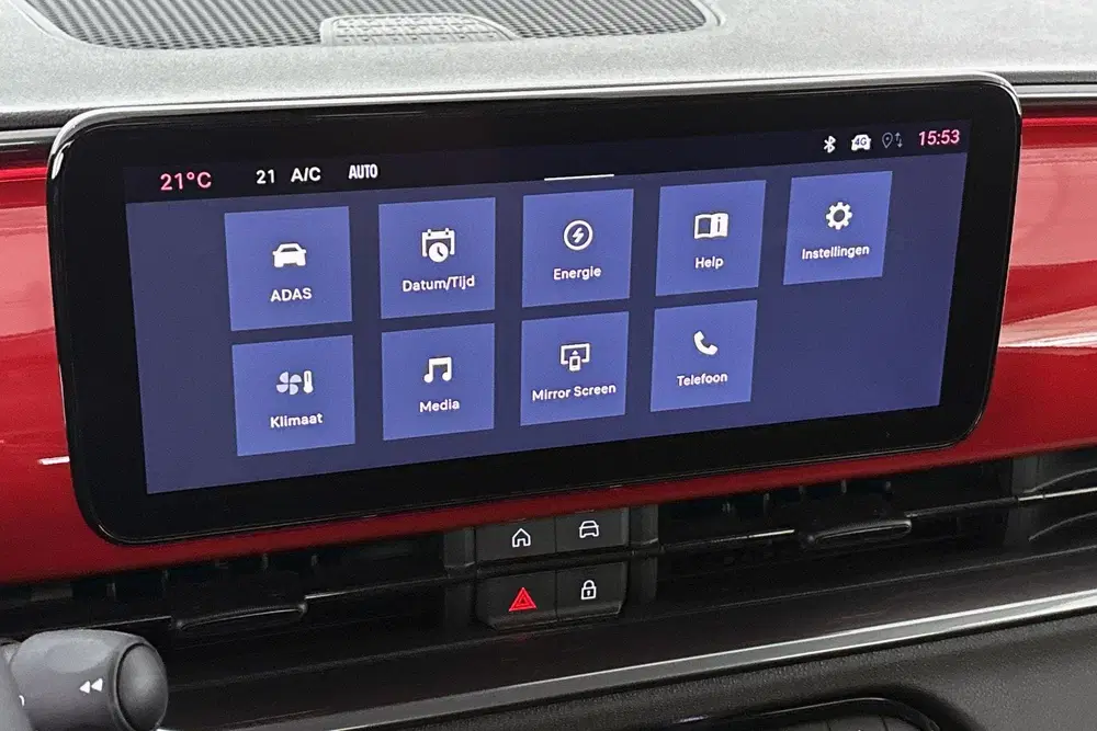 Fiat 600e RED 54 kWh Apple CarPlay Climate Control S uit 2024, foto 13