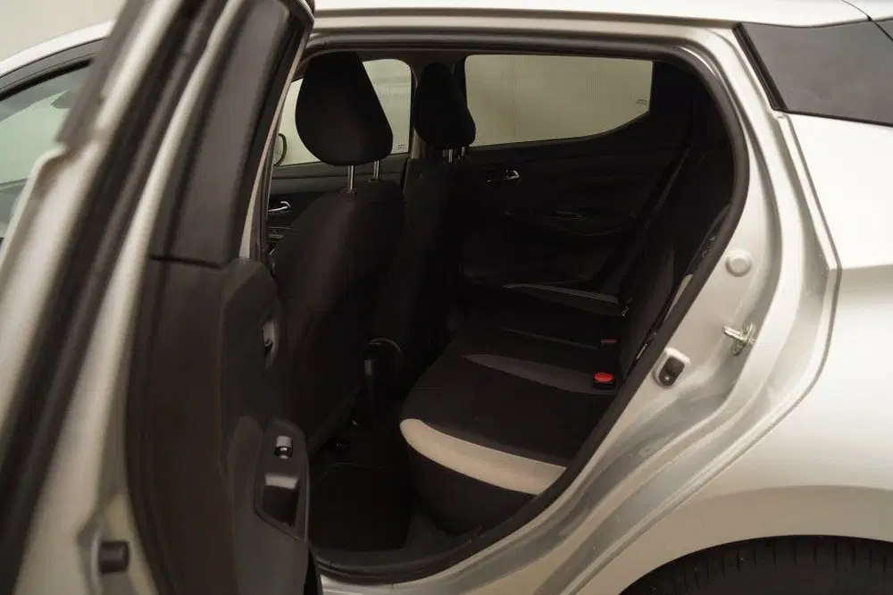 Nissan Micra 1.0 IG-T N-Connecta -NAVI-AIRCO-CAM- (bj 2 uit 2020, foto 7