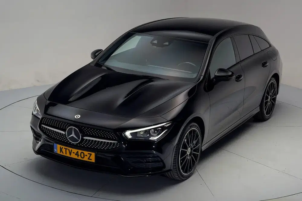 Mercedes-Benz CLA Shooting Brake 250e AMG Line Night uit 2022, foto 13