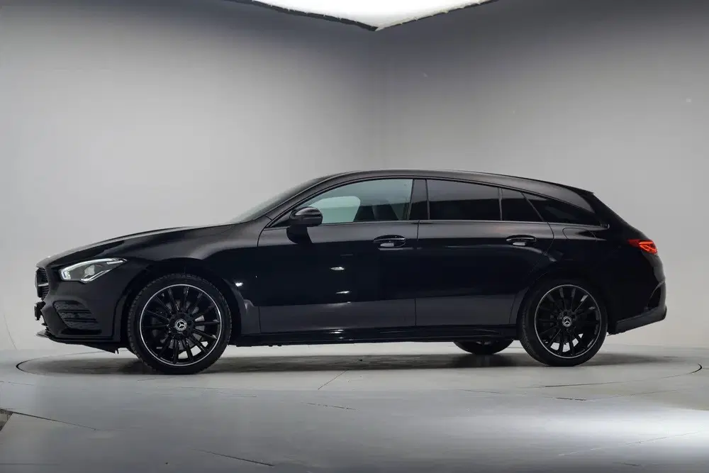 Mercedes-Benz CLA Shooting Brake 250e AMG Line Night uit 2022, foto 2