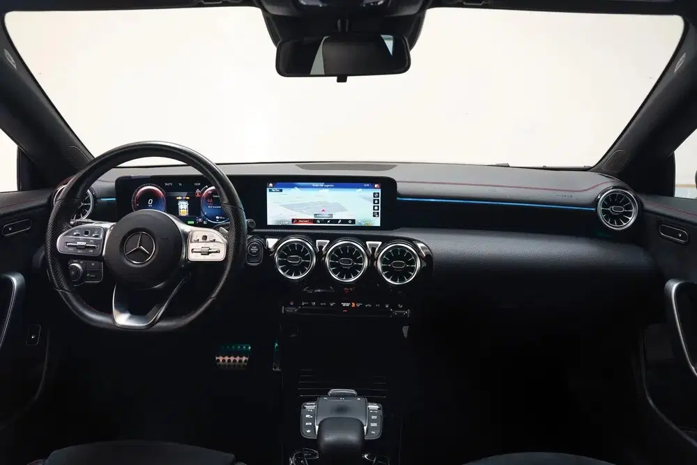 Mercedes-Benz CLA Shooting Brake 250e AMG Line Night uit 2022, foto 4