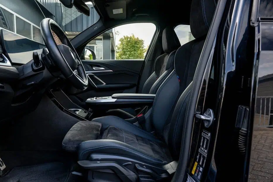 BMW X1 xDrive25e M Sport uit 2024, foto 13