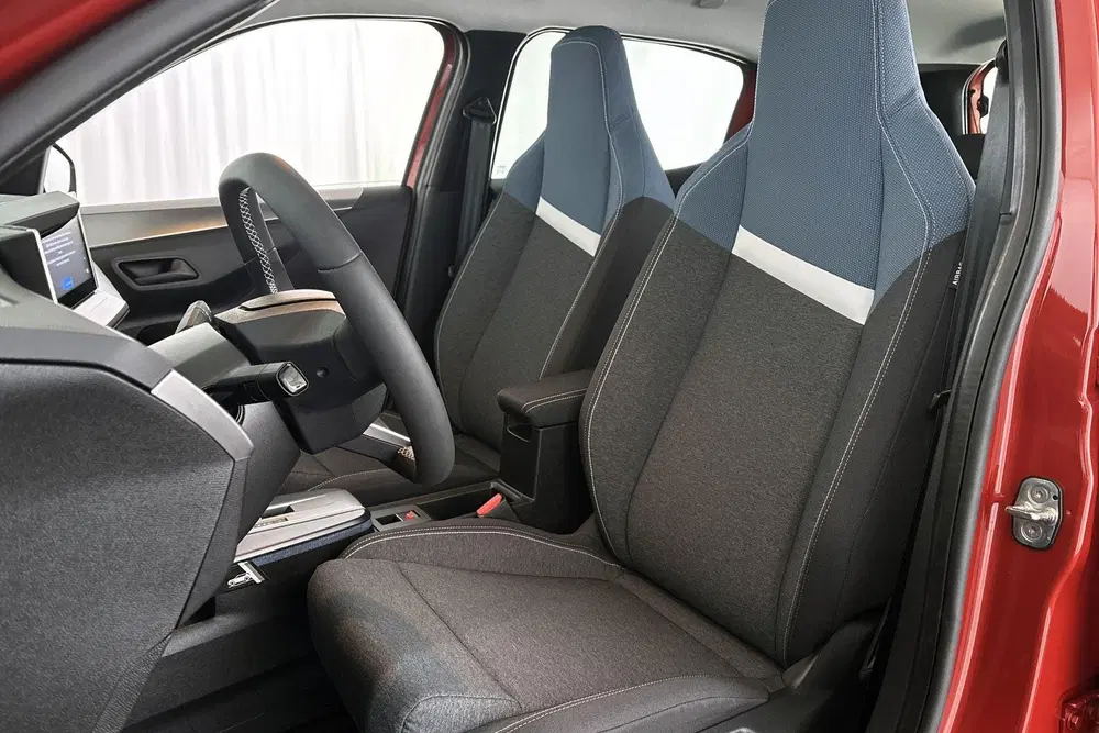Opel Frontera 1.2 Turbo Hybrid Edition Achteruitrijcamer uit 2026, foto 6