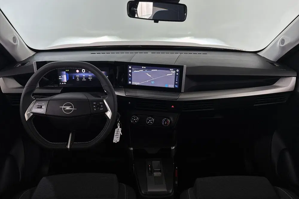 Opel Frontera 1.2 Turbo Hybrid Edition Achteruitrijcamer uit 2026, foto 7