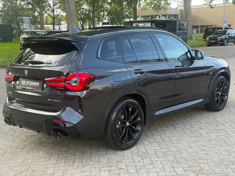 BMW X3 XDrive30e High Executive M Sport X3M Pano uit 2022, foto 3