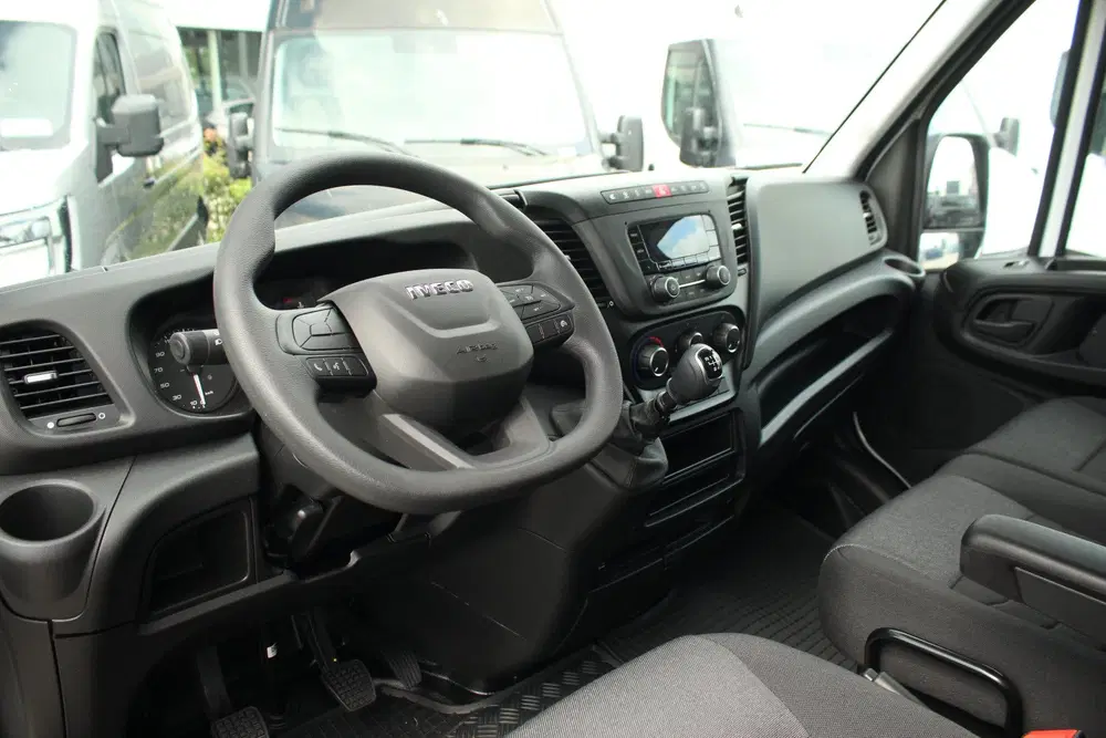 Iveco Daily 2.3 160pk 410L L4H2 uit 2024, foto 12