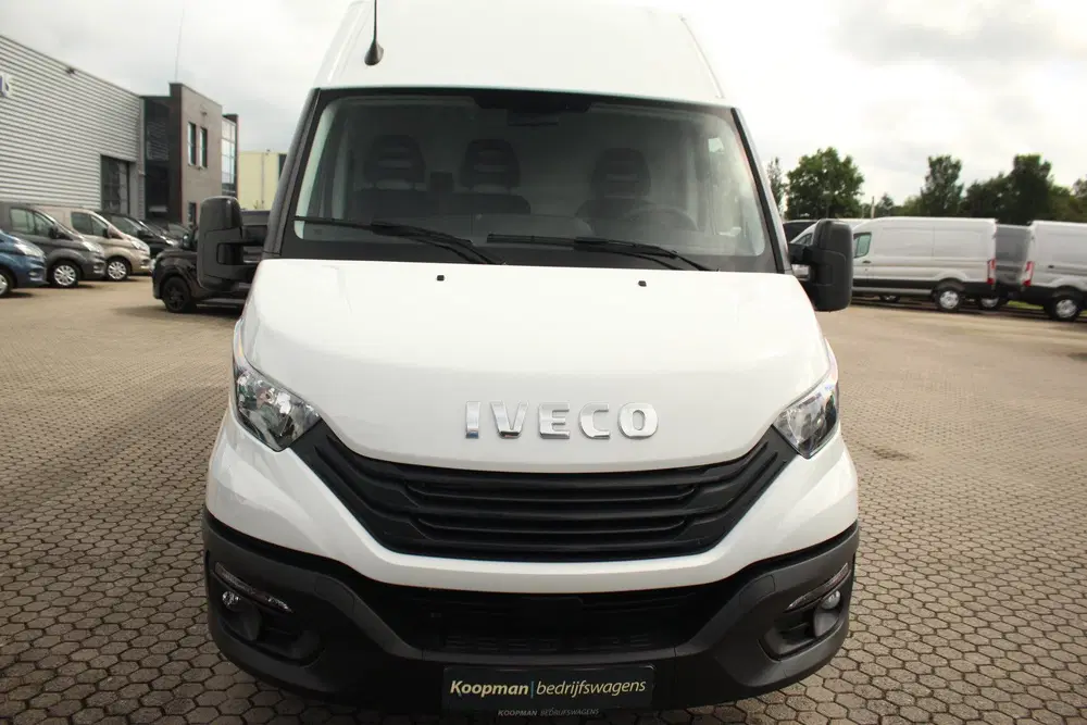 Iveco Daily 2.3 160pk 410L L4H2 uit 2024, foto 3