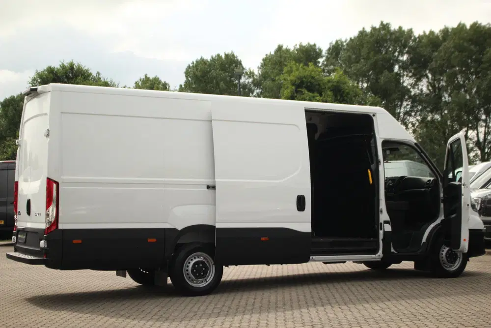 Iveco Daily 2.3 160pk 410L L4H2 uit 2024, foto 6