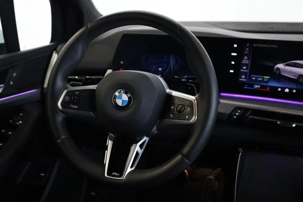 BMW 2-serie Active Tourer 220i uit 2025, foto 12