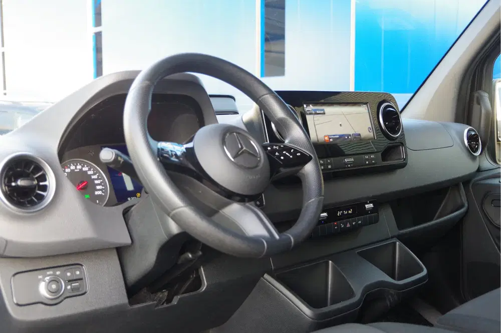 Mercedes-Benz Sprinter 317 1.9 CDI L2H2 3-ZITS uit 2024, foto 4