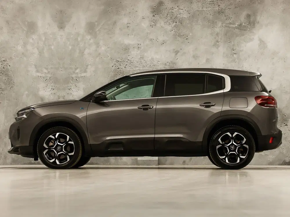 Citroën C5 Aircross 1.6 Plug-in Hybrid 225 Sport 225Pk Auto uit 2022, foto 2