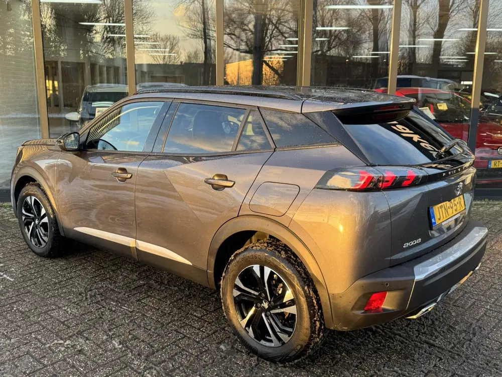 Peugeot 2008 1.2 PureTech 130pk Allure*Navigatie* (bj 2 uit 2022, foto 11