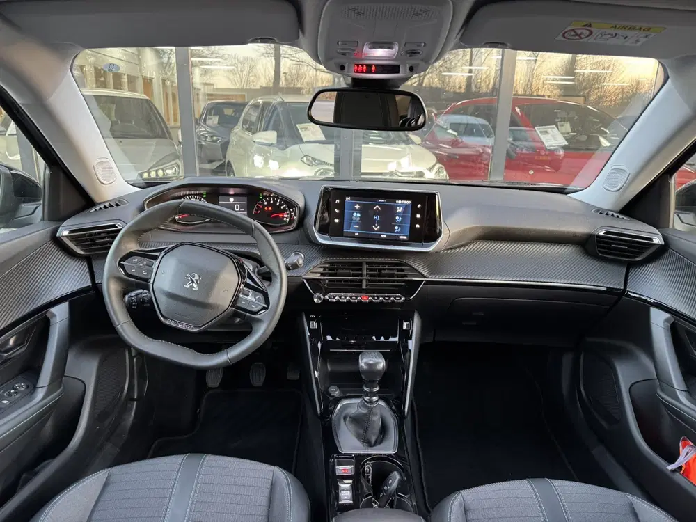 Peugeot 2008 1.2 PureTech 130pk Allure*Navigatie* (bj 2 uit 2022, foto 6