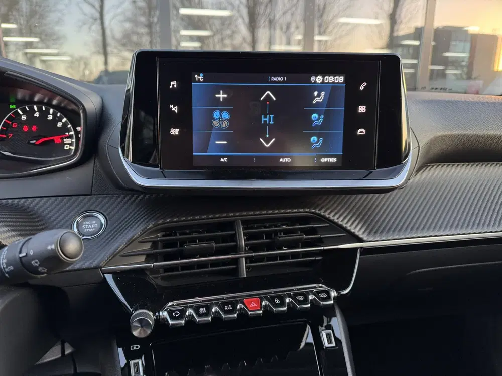 Peugeot 2008 1.2 PureTech 130pk Allure*Navigatie* (bj 2 uit 2022, foto 8