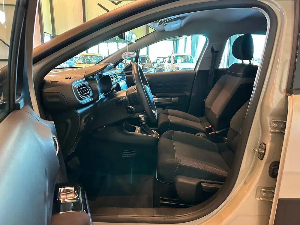 Citroën C3 Citroen C3 1.2 PureTech AUTOMAAT S&S FEEL uit 2019, foto 4