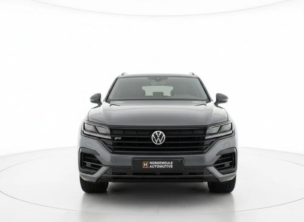Volkswagen Touareg 3.0 TSI 4M R uit 2021, foto 2