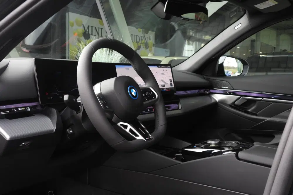 BMW i5 eDrive40 M Sport uit 2026, foto 13