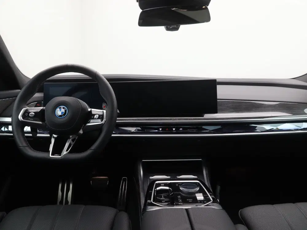 BMW 7-serie M760e xDrive uit 2025, foto 13