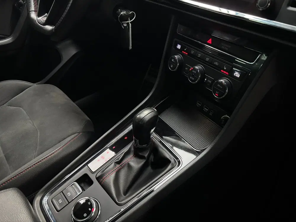 SEAT Ateca 1.5 TSI FR Business Intense uit 2020, foto 15