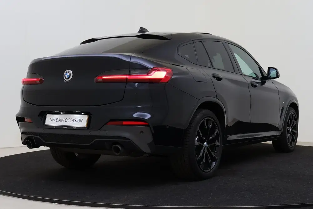 BMW X4 xDrive30i High Executive M Sport Automaat uit 2020, foto 2