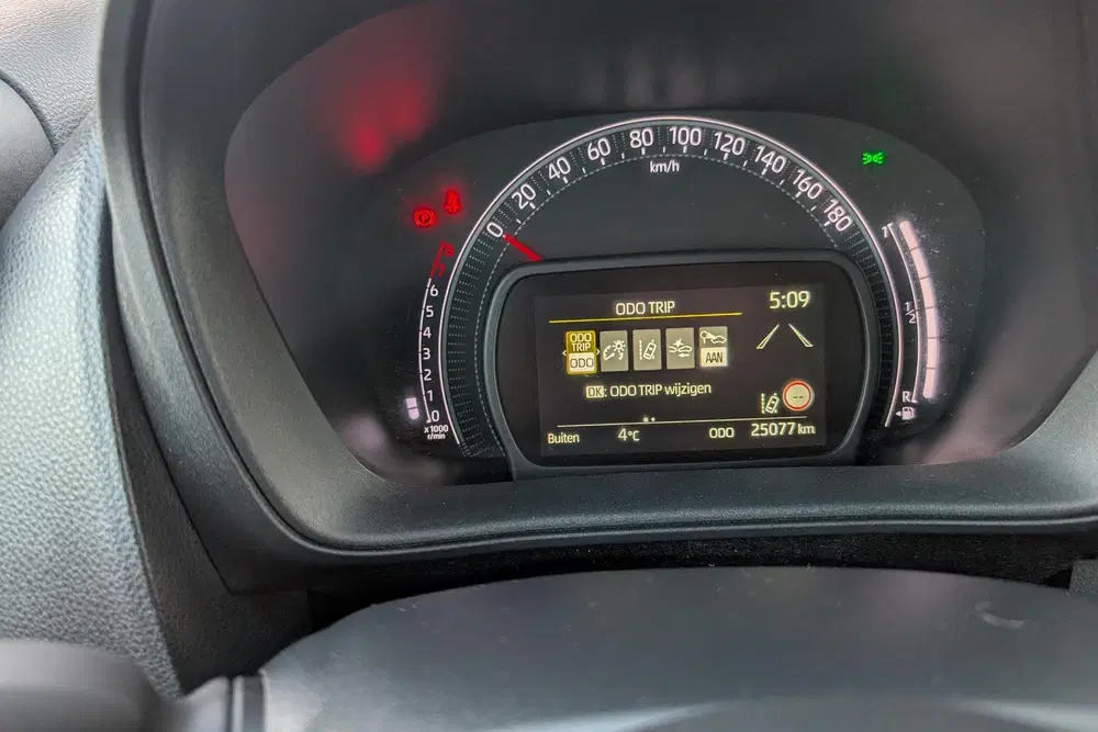 Toyota Aygo X 1.0 VVT-i MT Play uit 2024, foto 13