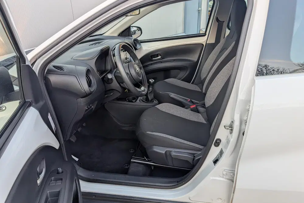 Toyota Aygo X 1.0 VVT-i MT Play uit 2024, foto 8