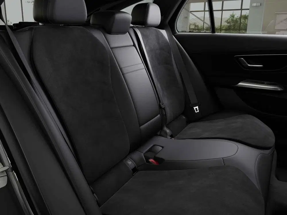 Mercedes-Benz E-Klasse 300 e Business Solution AMG uit 2026, foto 6