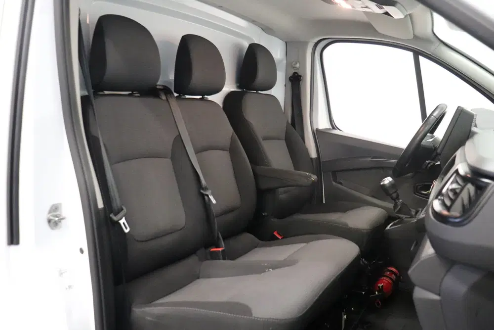 Renault Trafic 2.0 Blue dCi 130PK L2 EURO 6 uit 2023, foto 11